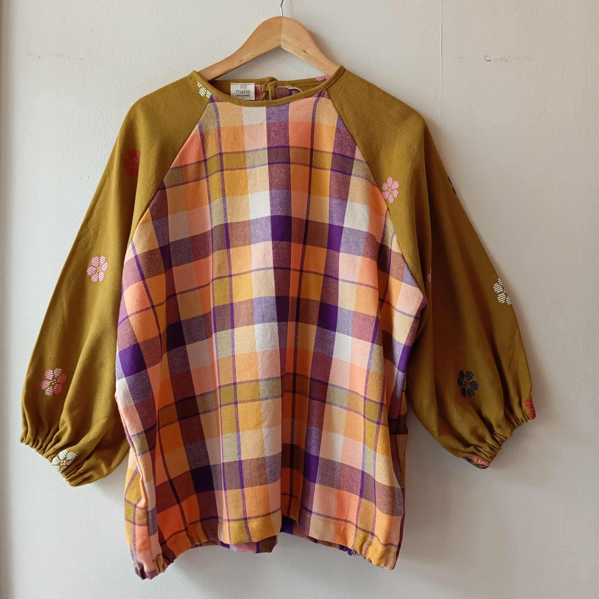 KATAWHAY: NINA W/ NEW OLIVE FLOWERS SLEEVES