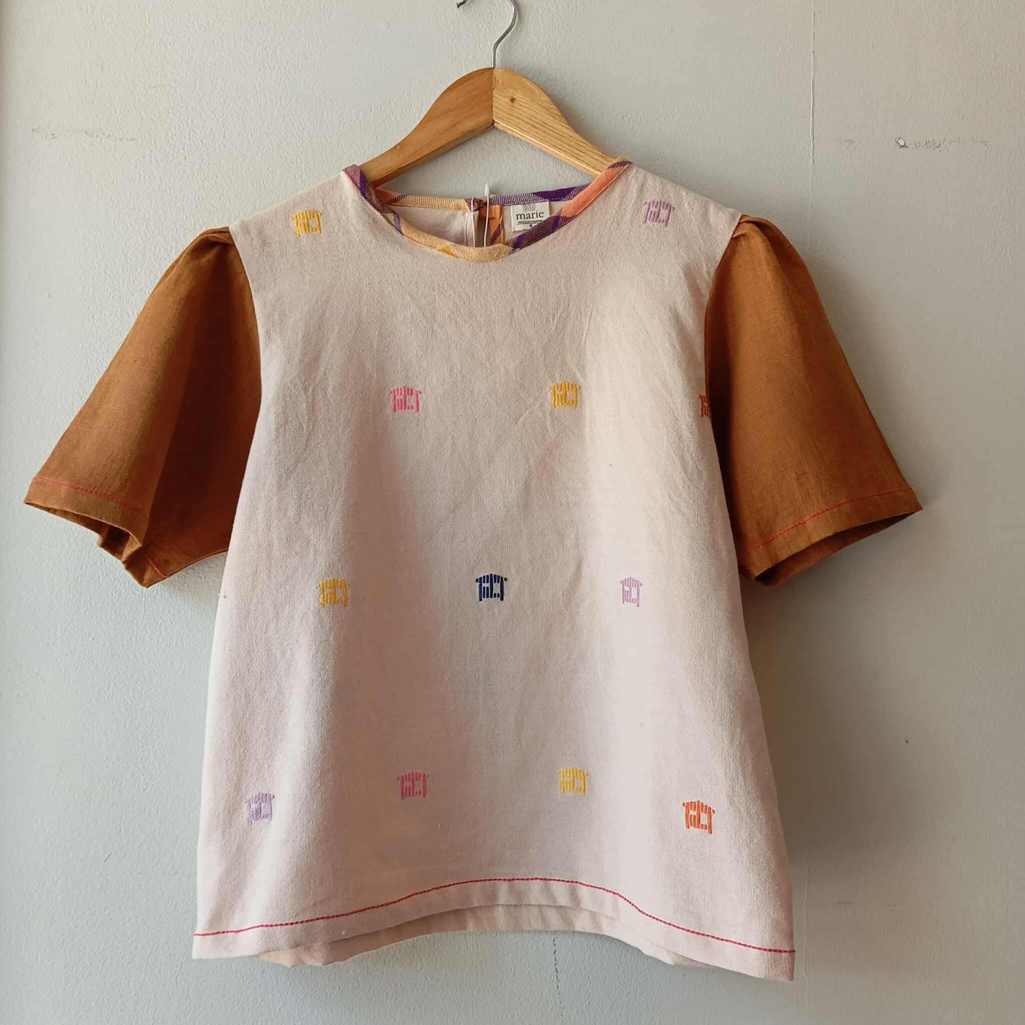 CLASSIC V1: REED YELLOW MINI BAHAY KUBO W/ CATHAY SPICE LINEN SLEEVES
