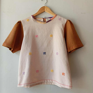 CLASSIC V1: REED YELLOW MINI BAHAY KUBO W/ CATHAY SPICE LINEN SLEEVES