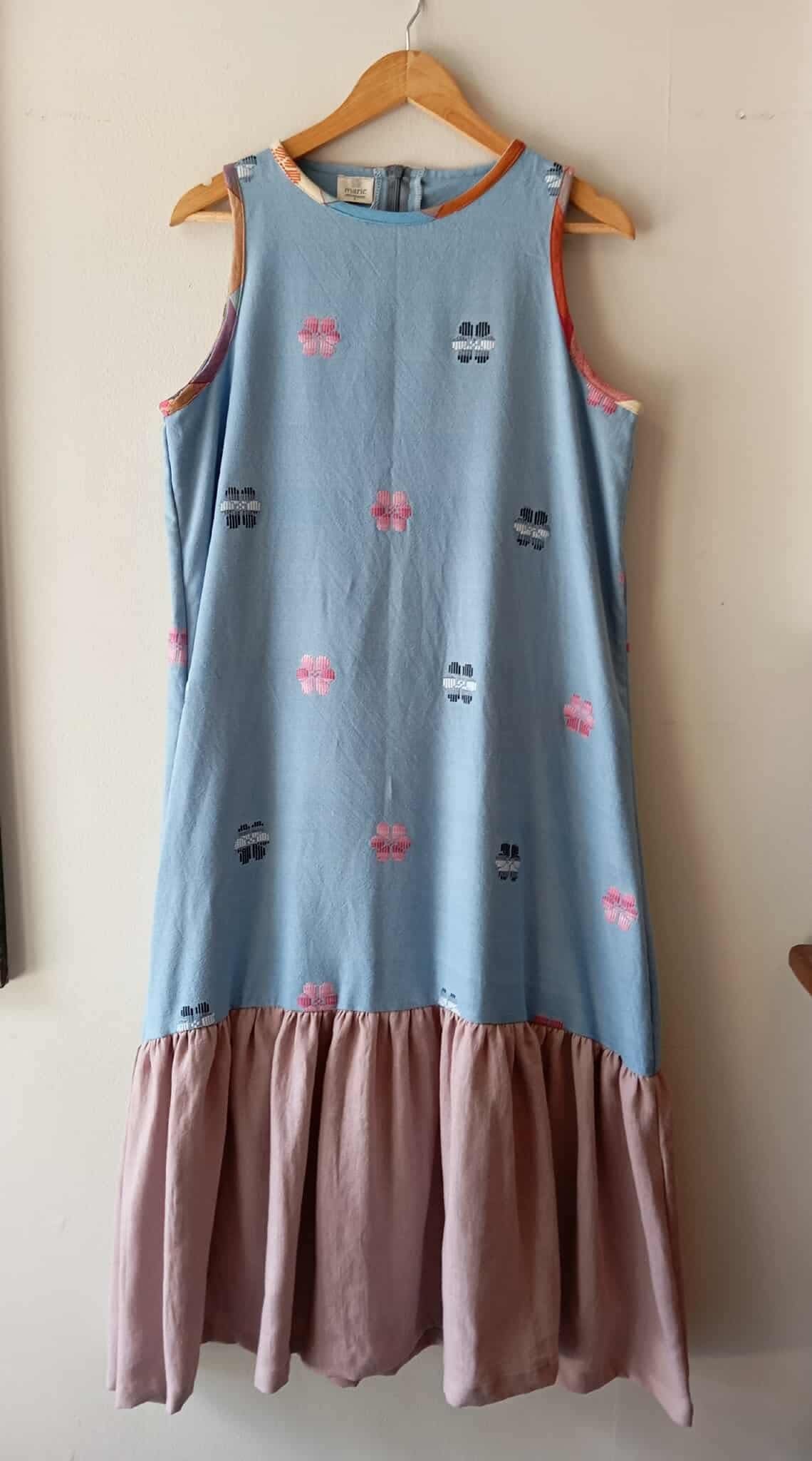 BESTIDA COLLECTION: WEDGEWOOD BLUE FLOWERS SLEEVELESS W/ WOODROSE LINEN SKIRT