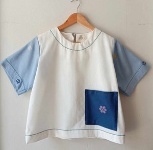 CLASSIC V2:WHITE LINEN W/ ANTIQUE BLUE MINI BAHAY KUBO SLEEVES / MOROCCAN BLUE FLOWERS POCKET