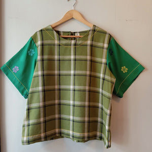 CLASSIC V2: ELOISA W/ GREEN FLOWERS SLEEVES