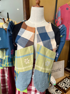 BOLERO: Retaso  XL - D17 w/ blue flowers sleeves