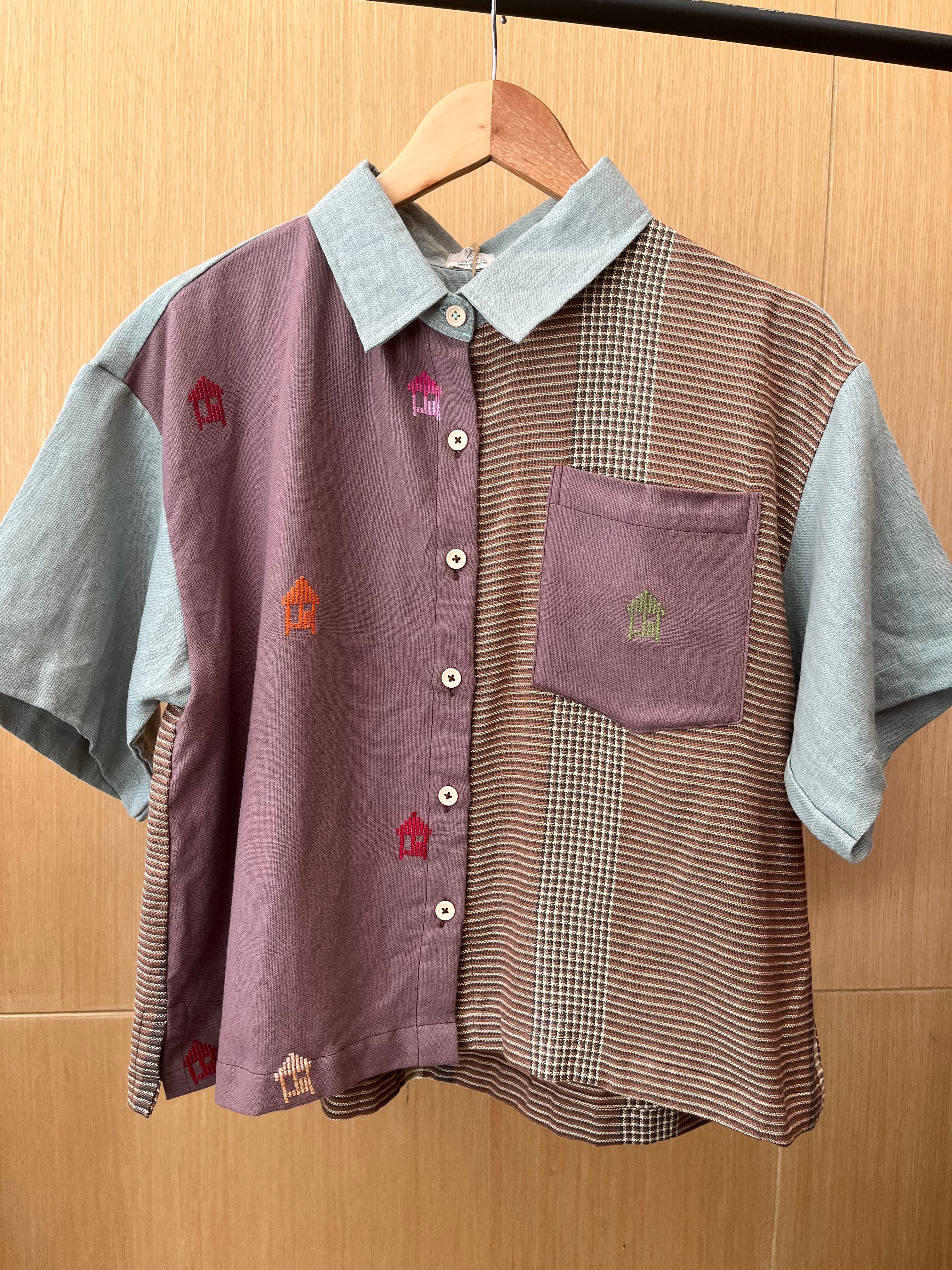 MAKULAY: Brown mini bahay kubo/rona w/ green linen sleeves & brown pocket