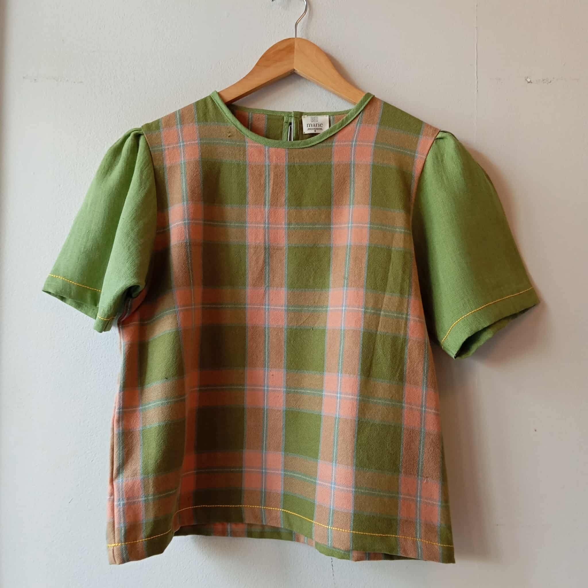 CLASSIC V1: VICENTA W/ HERBAL GREEN LINEN SLEEVES