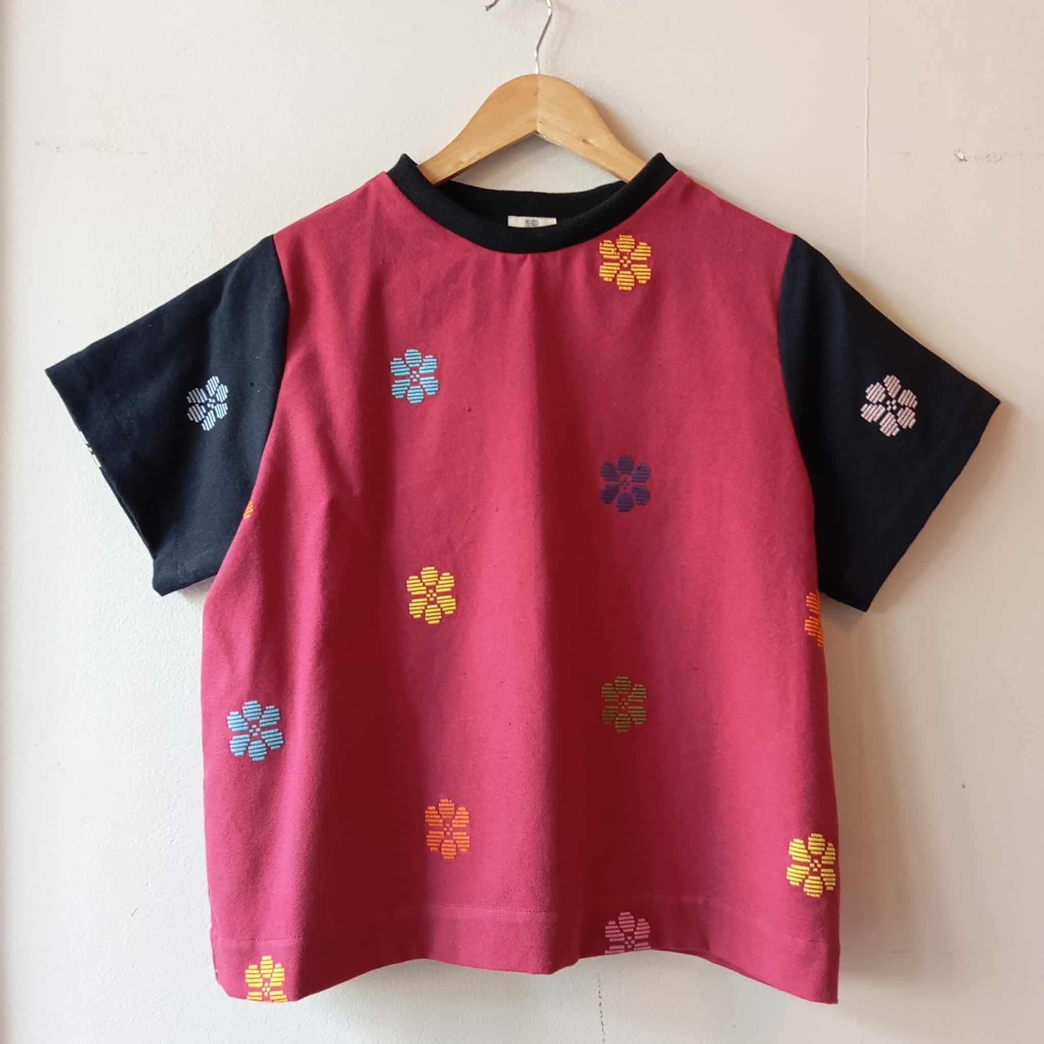 PAMANA V2: RED BUD FLOWERS W/ BLACK FLOWERS SLEEVES / BLACK COLLAR