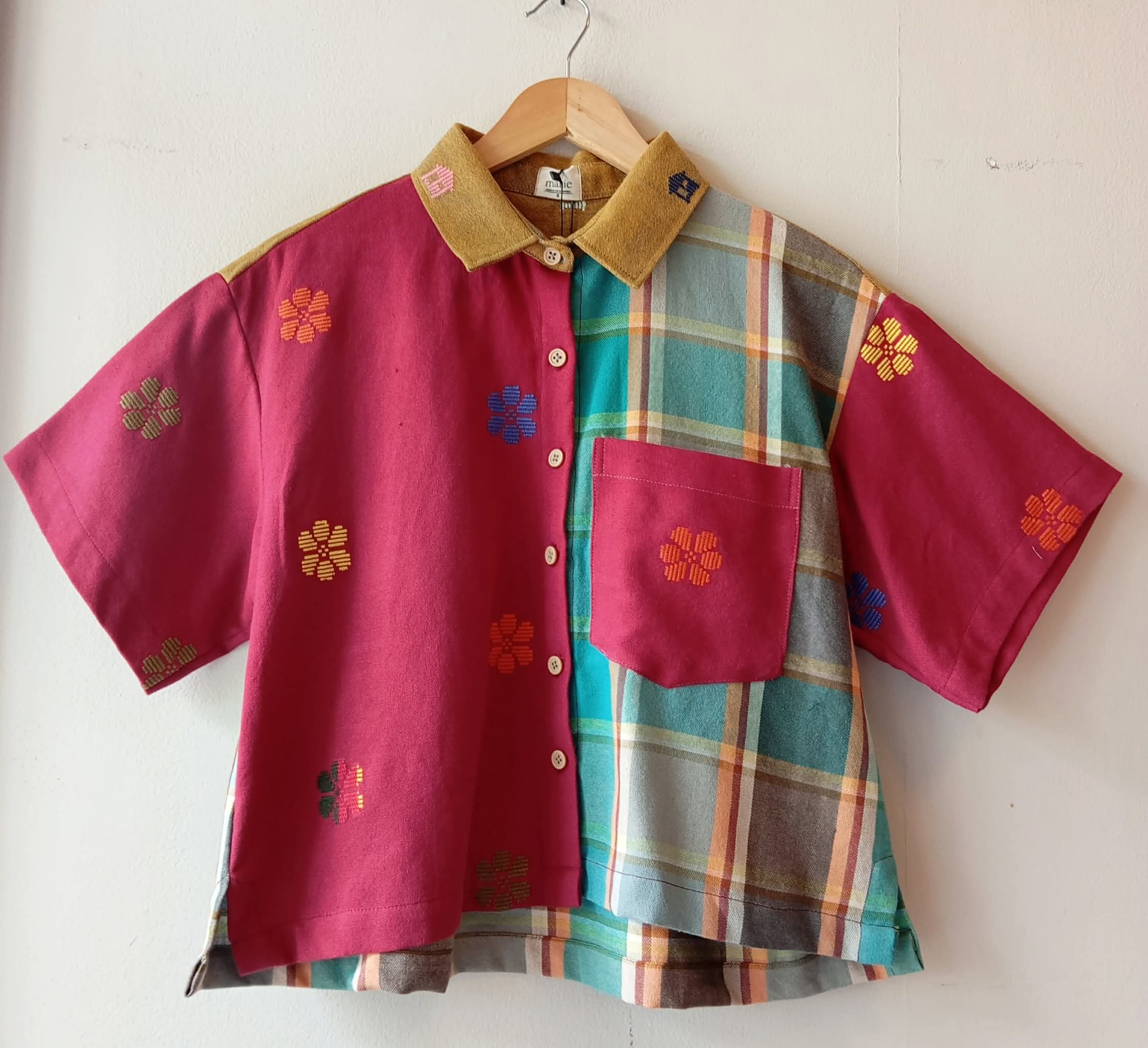 MAKULAY: MIX RED BUD FLOWERS / RACHELLE V2 W/ RED BUD FLOWERS POCKET & SLEEVES