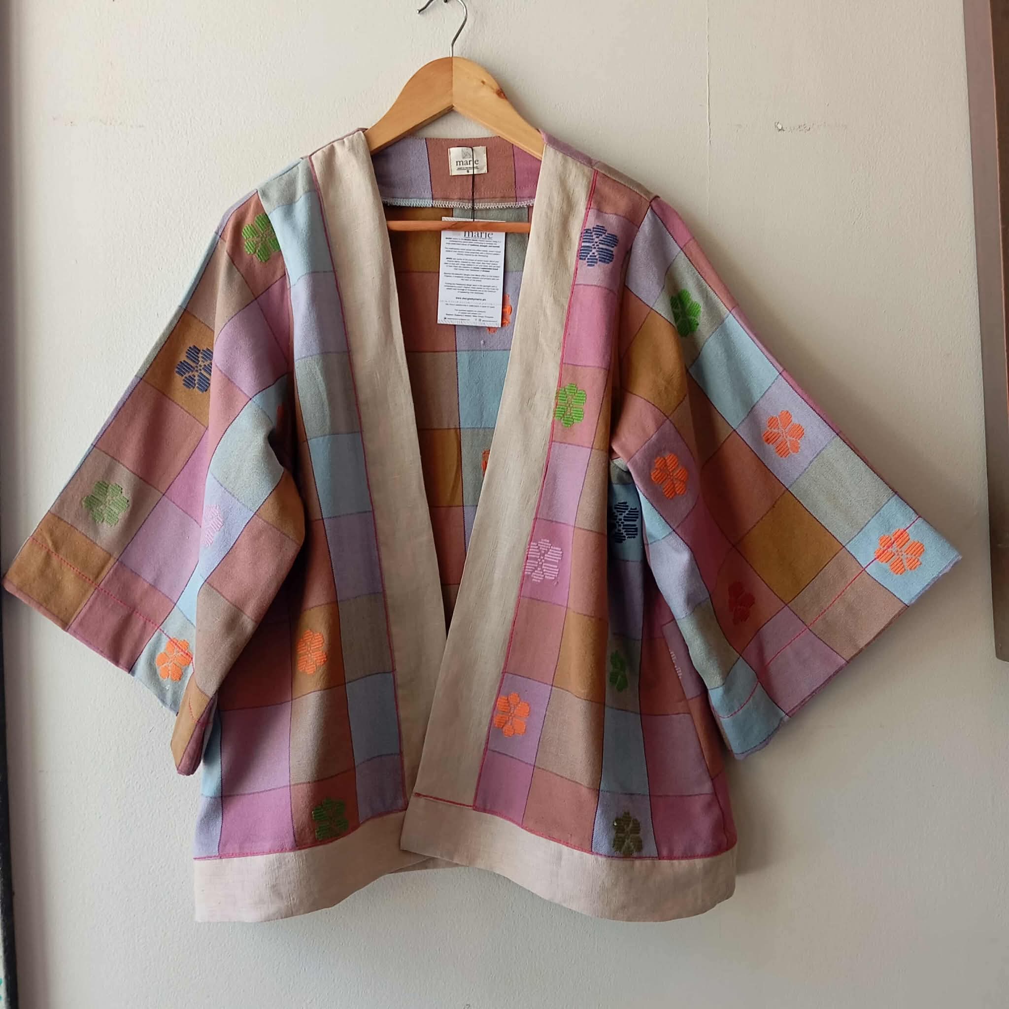 HAMILI: CASSANDRA FULL W/ SAND LINEN PIPING