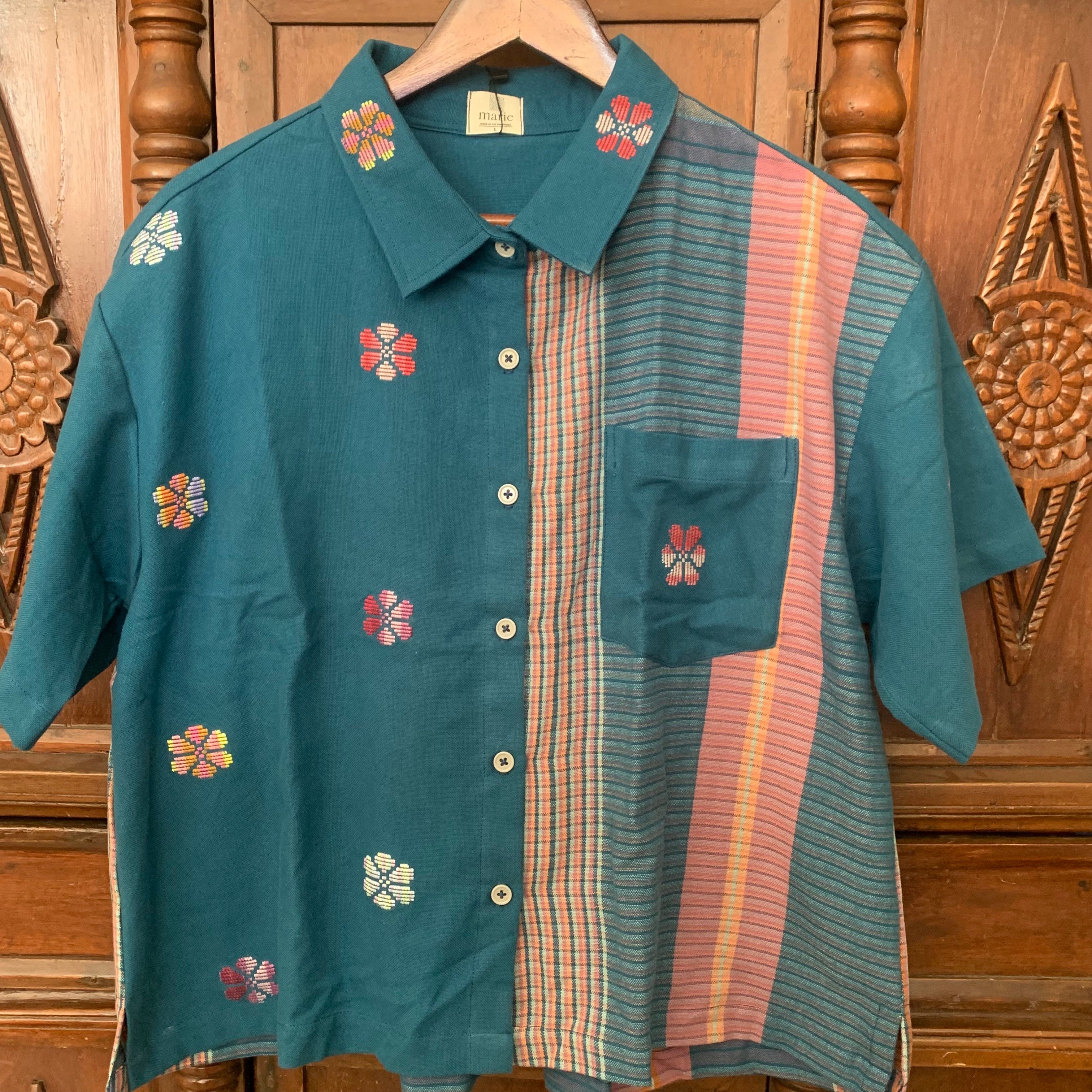 MAKULAY: MIX OCEAN SIDE BLUE FLOWERS / JILLIAN W/ OCEAN SIDE BLUE FLOWERS POCKET / SLEEVES & COLLAR