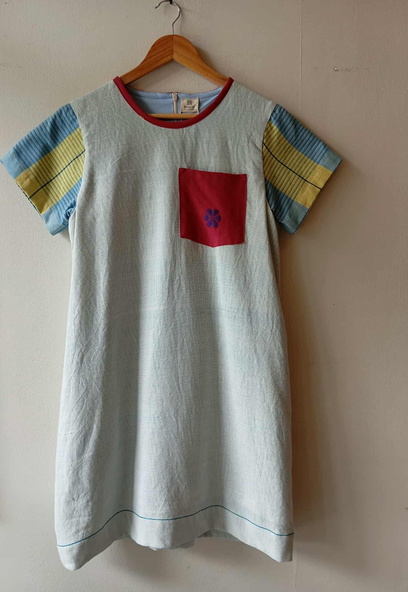 BESTIDA COLLECTION: Mini Dusty Blue w/ Joanna Sleeves & Red Bud Flowers Pocket