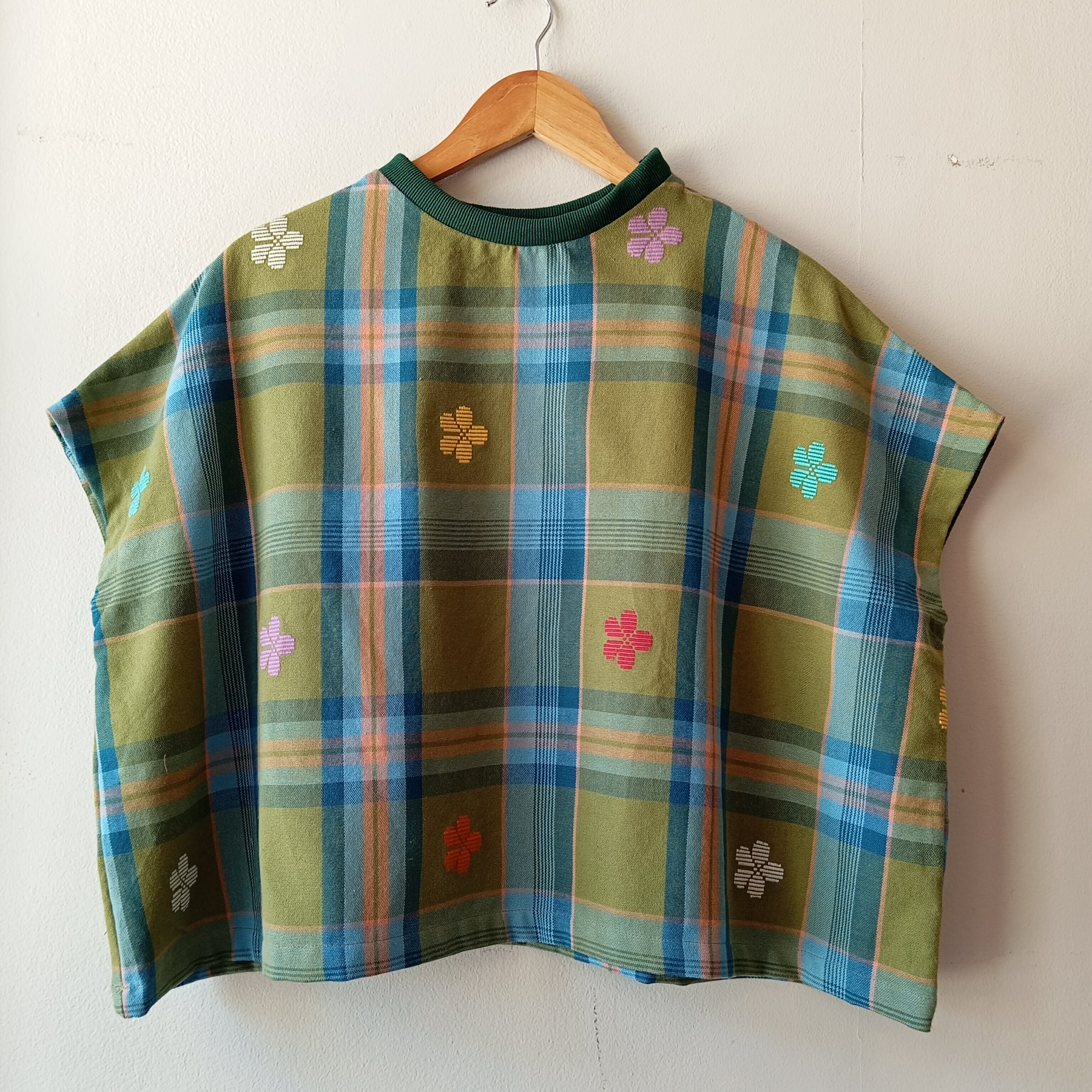 KASIYAHAN: FLORINDA FULL W/ GREEN COLLAR