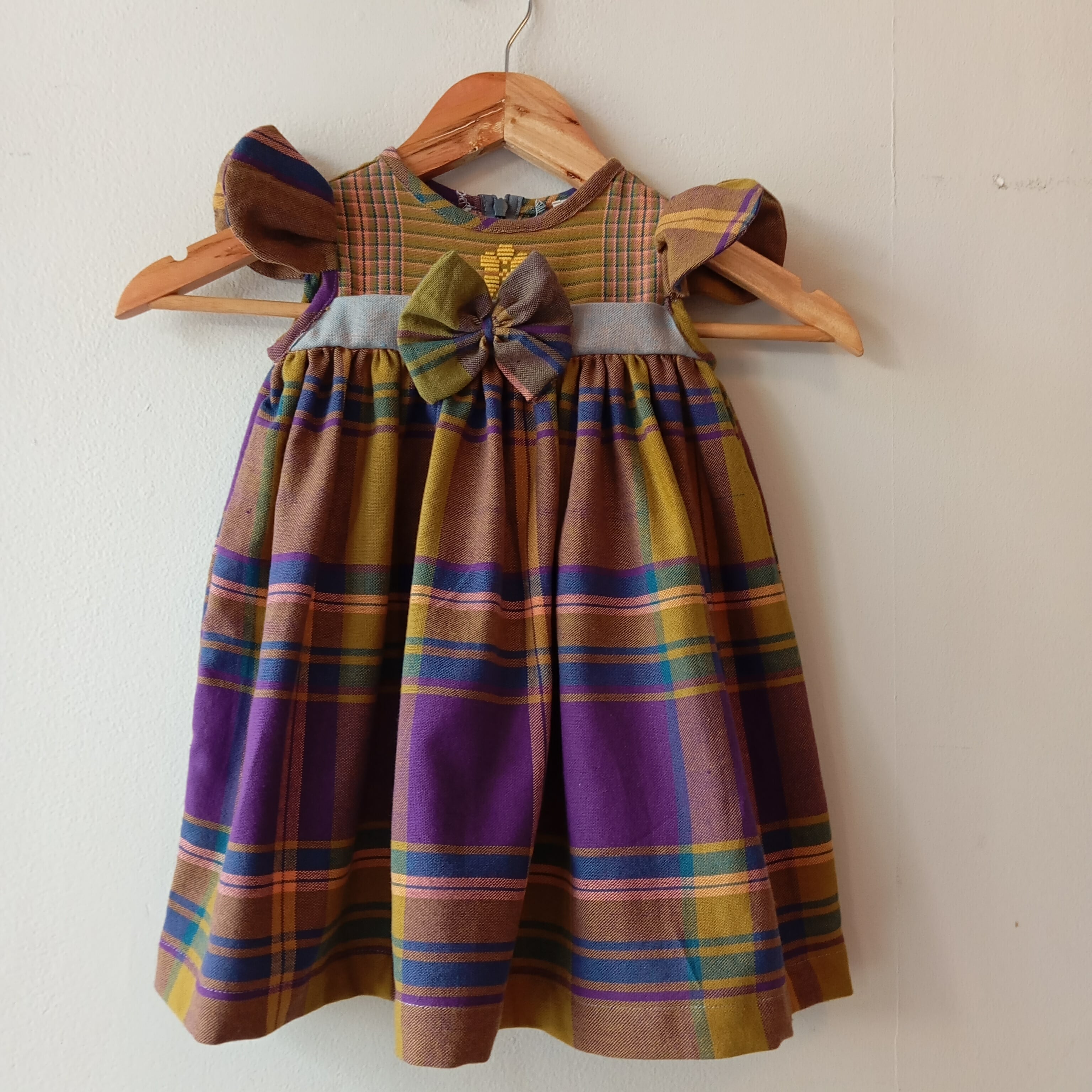 LITTLE MARIE: JESSA FLOWERS W/ LILY SLEEVES & SKIRT