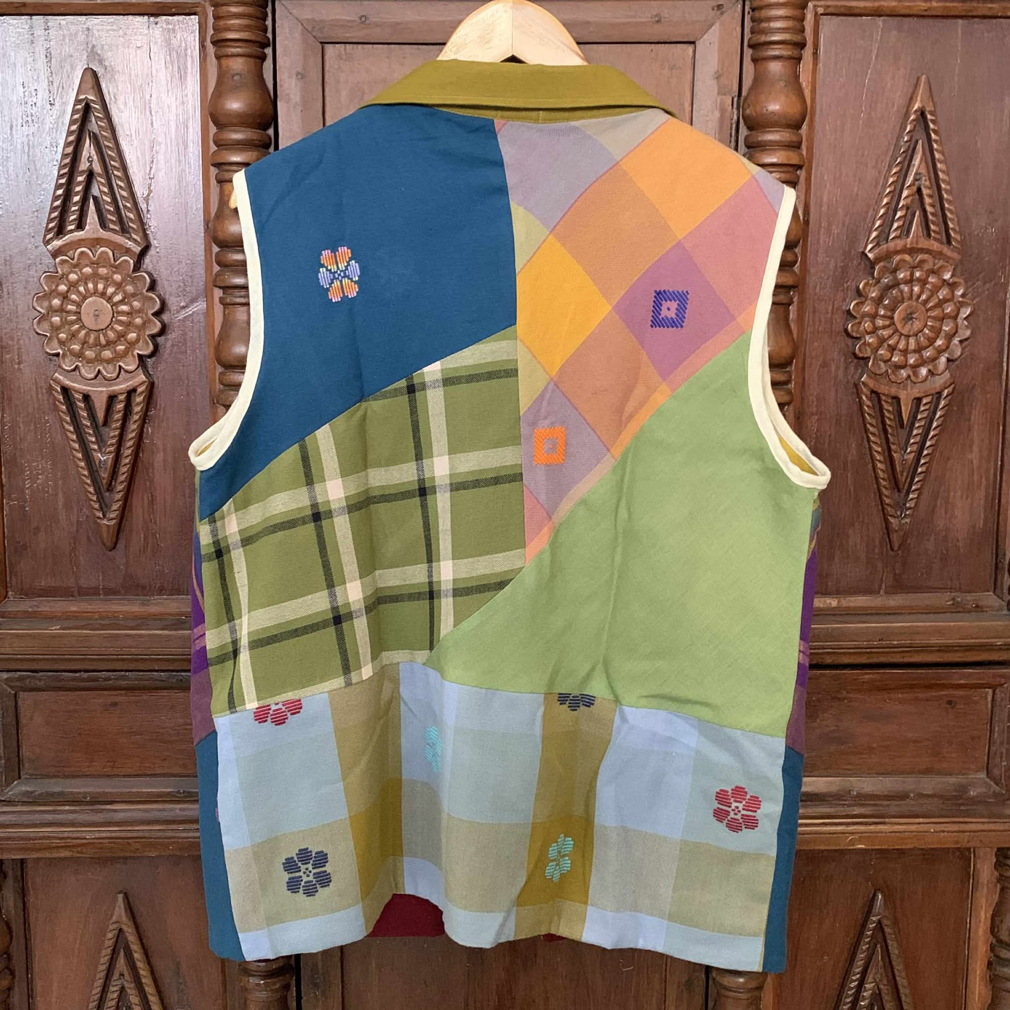 MASINING V2: REVERSIBLE M10 W/ NEW OLIVE FLOWERS COLLAR