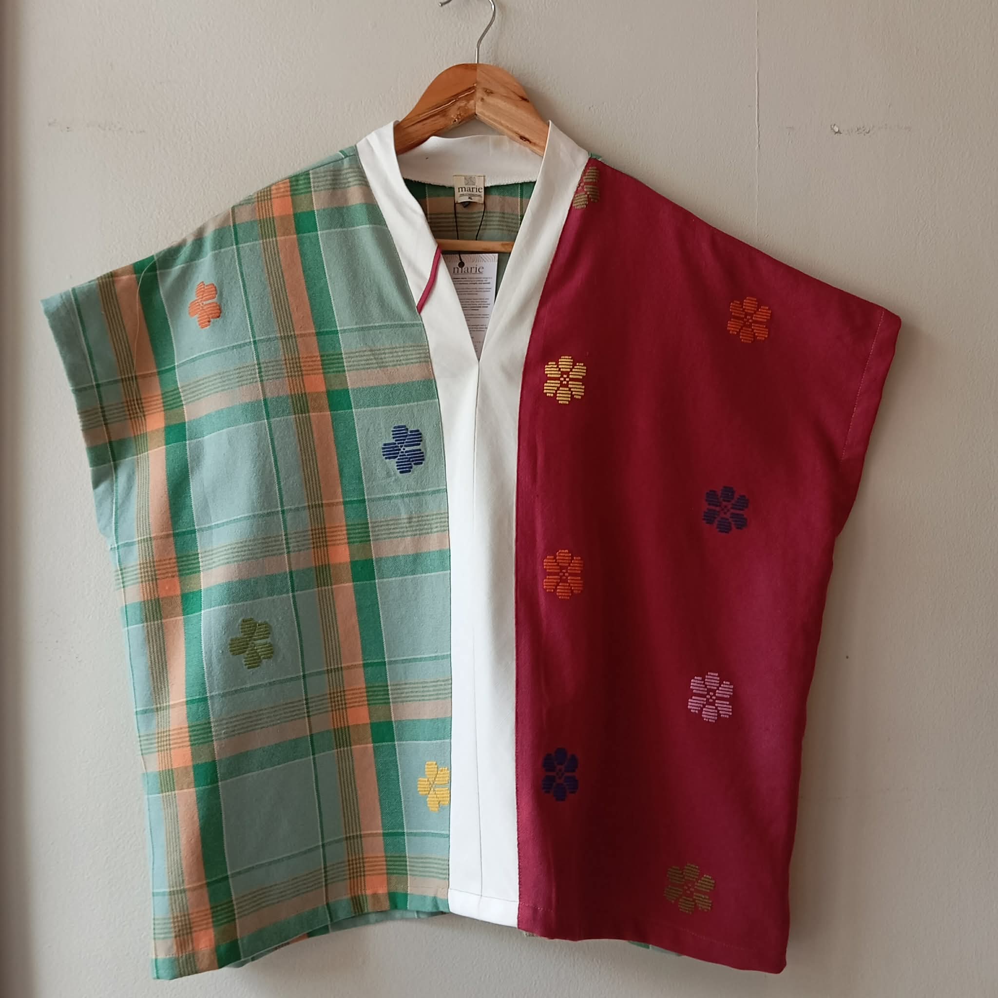 TINGADLAW: MIX DIANA / RED BUD FLOWERS / WHITE LINEN BIAS