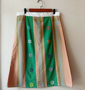 SKIRT MIDI: VERONICA W/ GREEN FLOWERS LINING ( BACK : MAROON POLY )