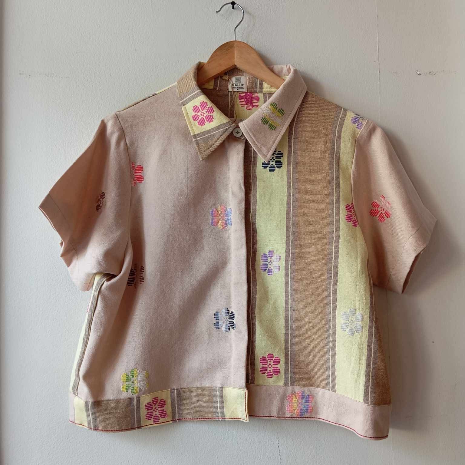 MARIKIT: MIX FIONA / SAND FLOWERS W/ SAND FLOWERS SLEEVES