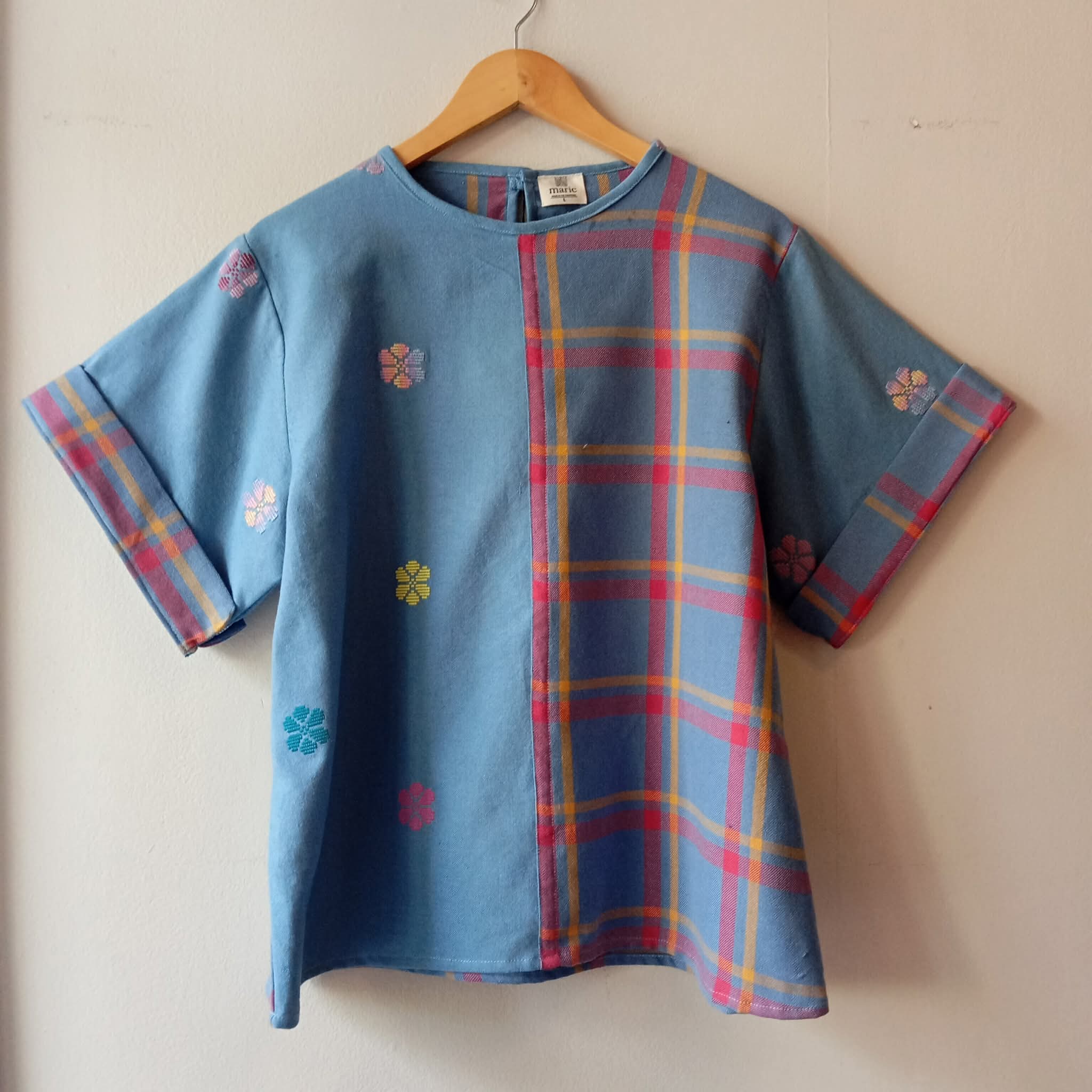 MASIGLA: MIX BLUE FLOWERS / EVELYN W/ BLUE FLOWERS SLEEVES