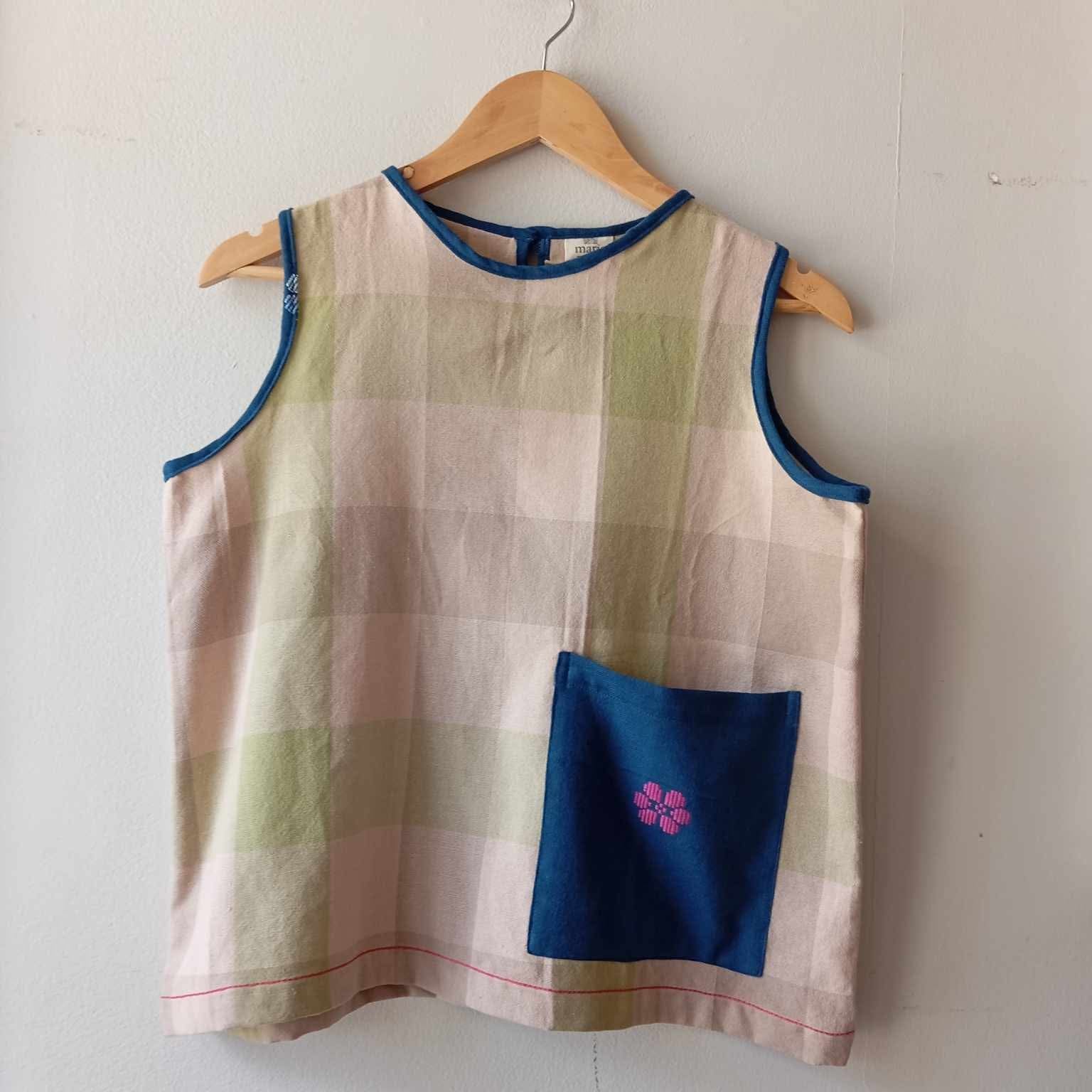 SLEEVELESS: Stella w/ Moroccan blue pocket