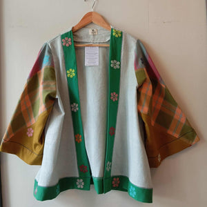 HAMILI: DUSTY BLUE W/ RETASO SLEEVES / GREEN FLOWERS PIPING