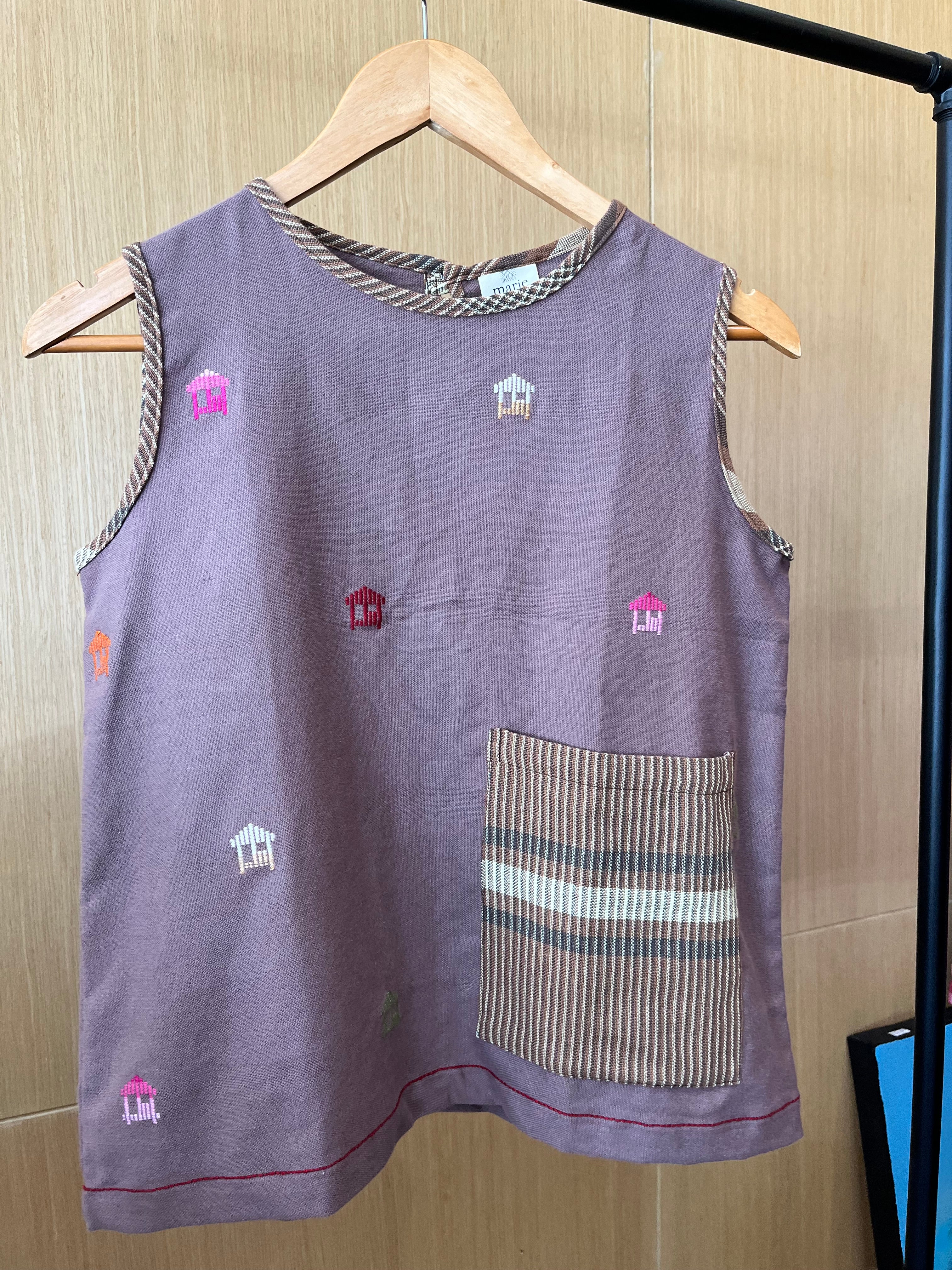 SLEEVELESS: New brown mini BK w/ rona pocket