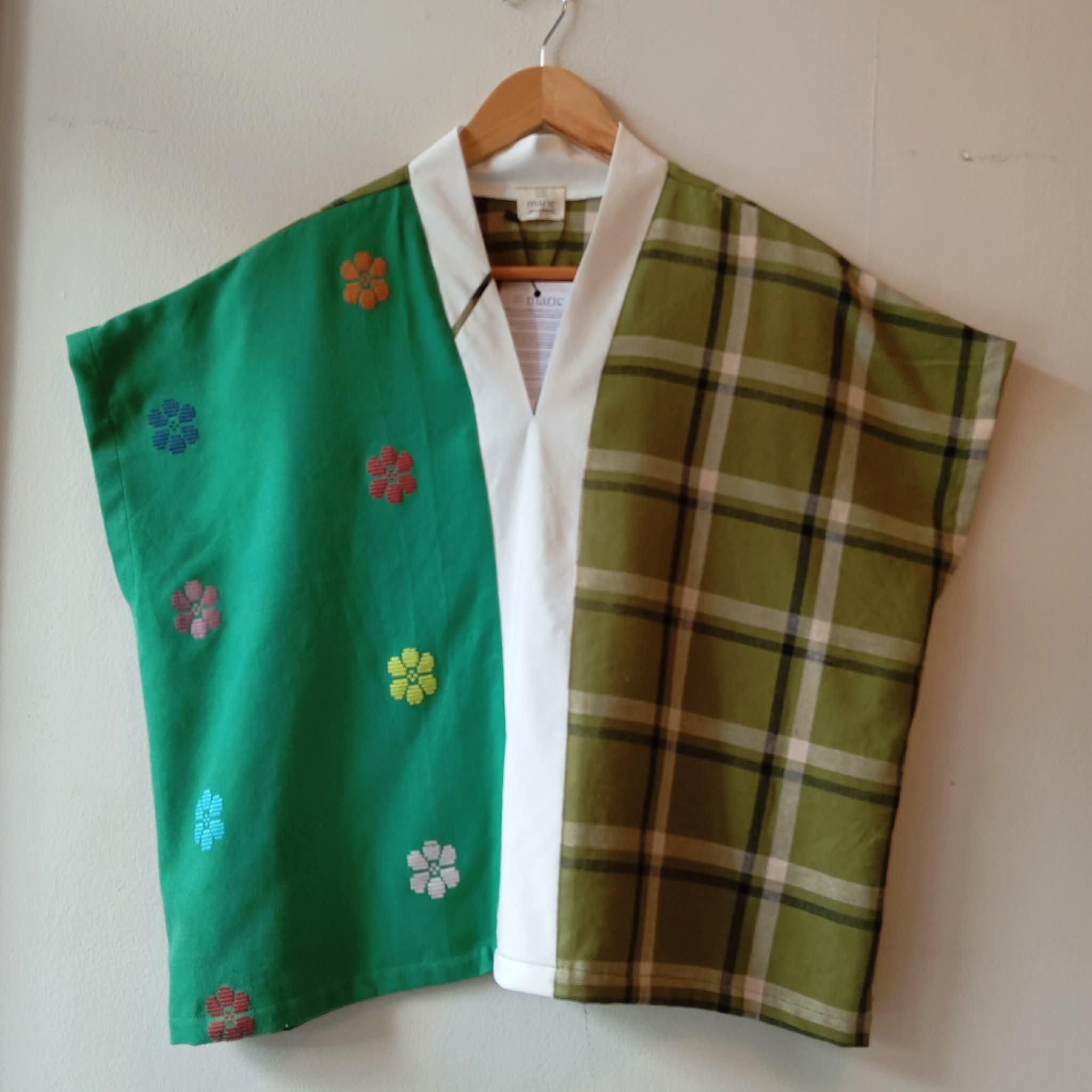TINGADLAW: MIX GREEN FLOWERS / ELOISA W/ WHITE LINEN BIAS