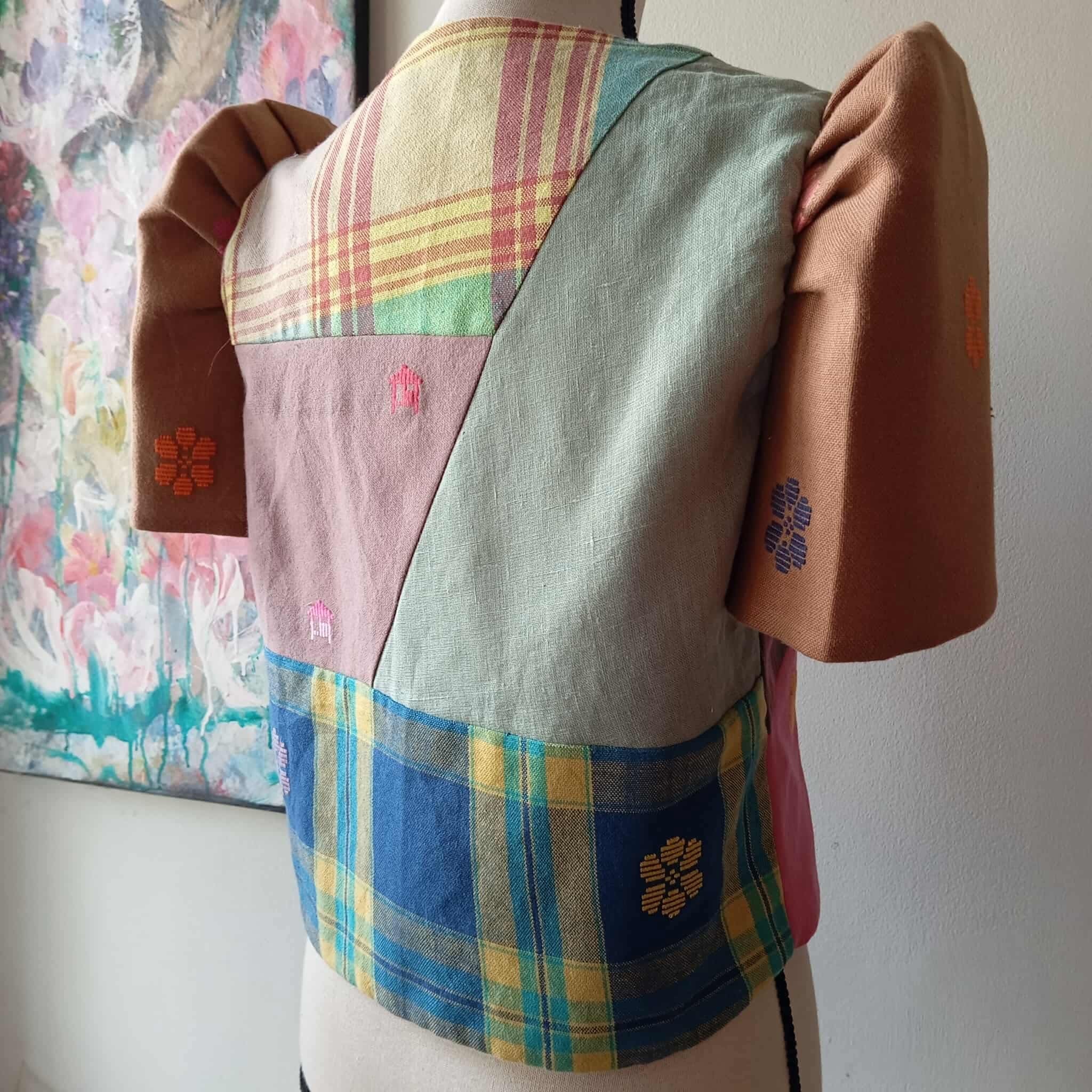 BOLERO: RETASO S22 W/ BROWN FLOWERS SLEEVES