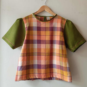CLASSIC V1: NINA W/ MOSS GREEN LINEN SLEEVES