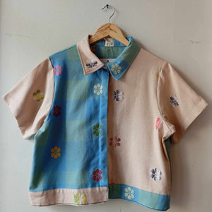 MARIKIT: MIX TINA / SAND FLOWERS W/ SAND FLOWERS SLEEVES