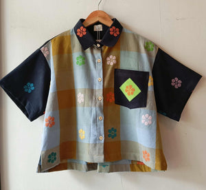MAKULAY: AMINA FULL W/ BLACK FLOWERS POCKET / SLEEVES & COLLAR