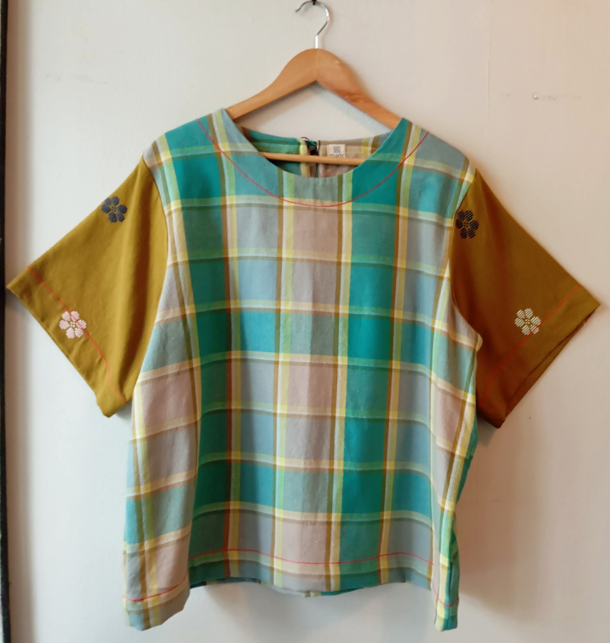 CLASSIC V2: RACHELLE W/ NEW OLIVE FLOWERS SLEEVES