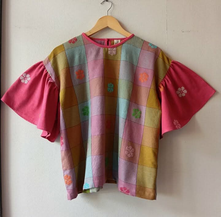 CORAZON: CASSANDRA W/ RED FLOWERS SLEEVES