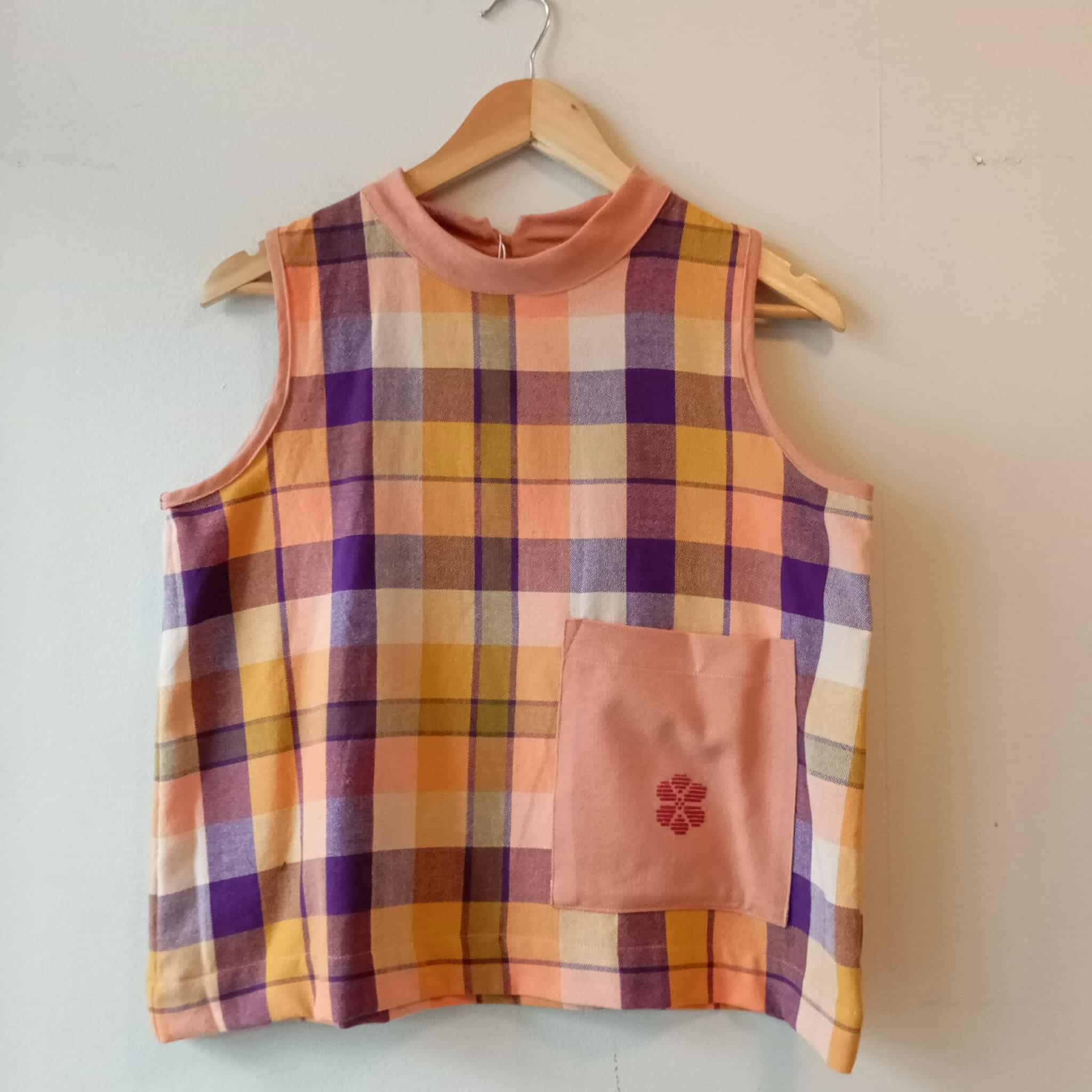 PAMANA SLEEVELESS: NINA W/ PHEASANT FLOWERS POCKET & COLLAR*