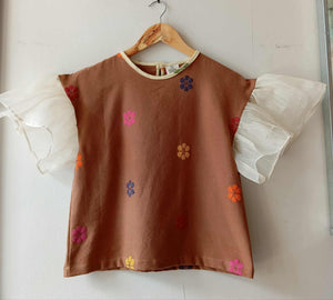 MATAHUM COLLECTION: •CORAZON IN CHOC BROWN FLOWERS W / CRYSTALS  &  PIÑA (PLAIN ) SLEEVES