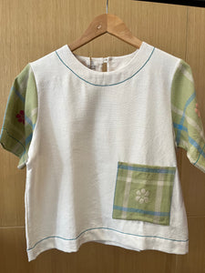 CLASSIC V2: White plain with pocket w/ serina flowers sleeves
