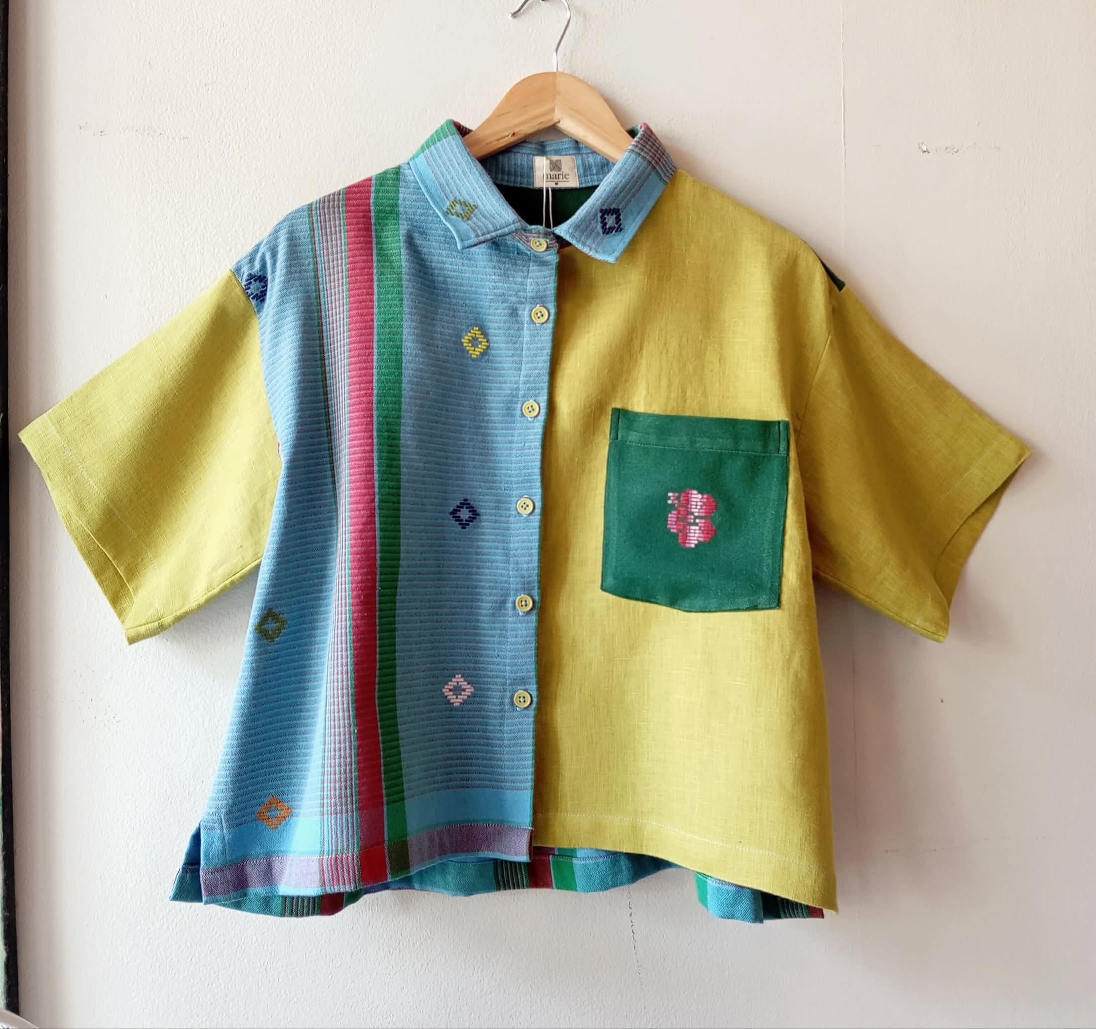 MAKULAY: MIX INES / PEAR GREEN LINEN W/ POCKET / PEAR GREEN LINEN SLEEVES