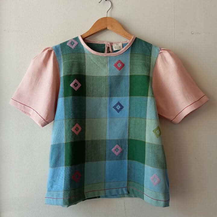 CLASSIC V1: ATHENA DIAMANTE W/ LIGHT PINK LINEN SLEEVES