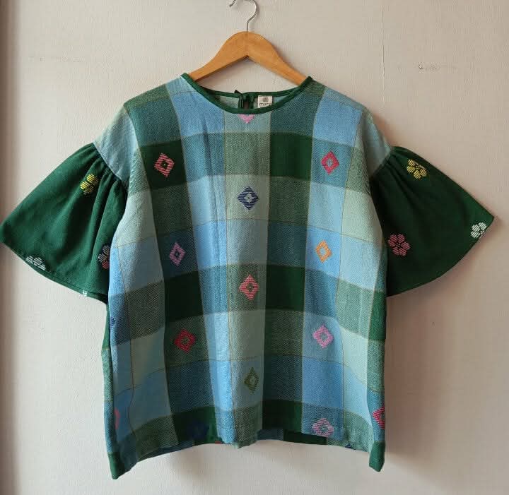 CORAZON: ATHENA DIAMANTE W/ DARK GREEN FLOWERS SLEEVES