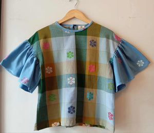 CORAZON: RISA W/ BLUE FLOWERS SLEEVES