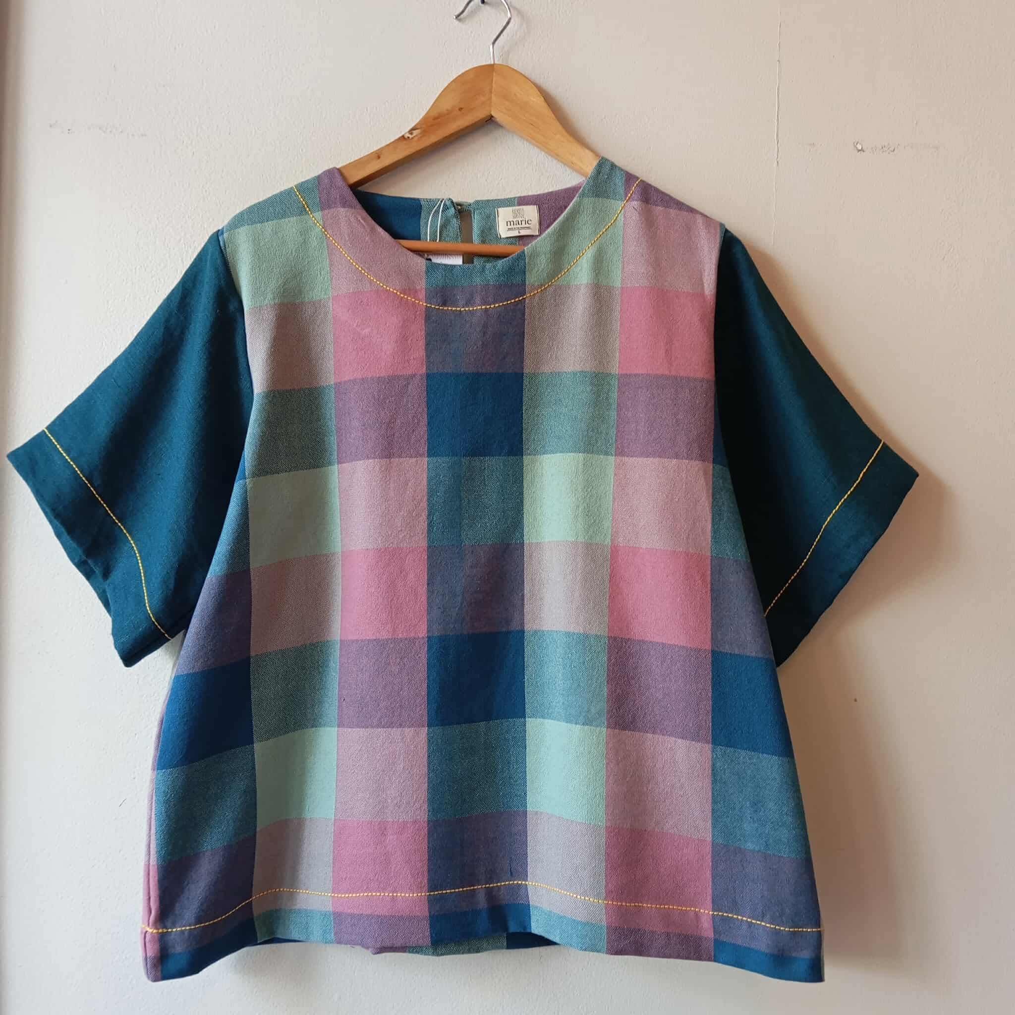 CLASSIC V2: ROGELIA W/ CORNFLOWER BLUE LINEN SLEEVES