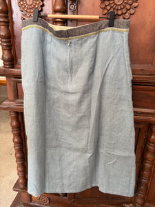 SKIRT MIDI: AMARA W/ BLACK FLOWERS LINING (BACK: WINTER SKY LINEN)*