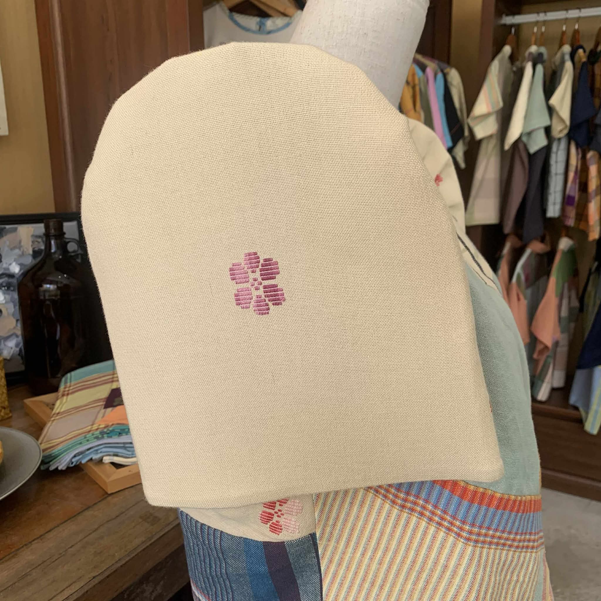 BOLERO: L26 W/ REED YELLOW FLOWERS SLEEVES*