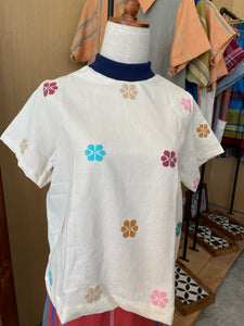 PAMANA V2: WHITE FLOWERS/ BLUE COLLAR