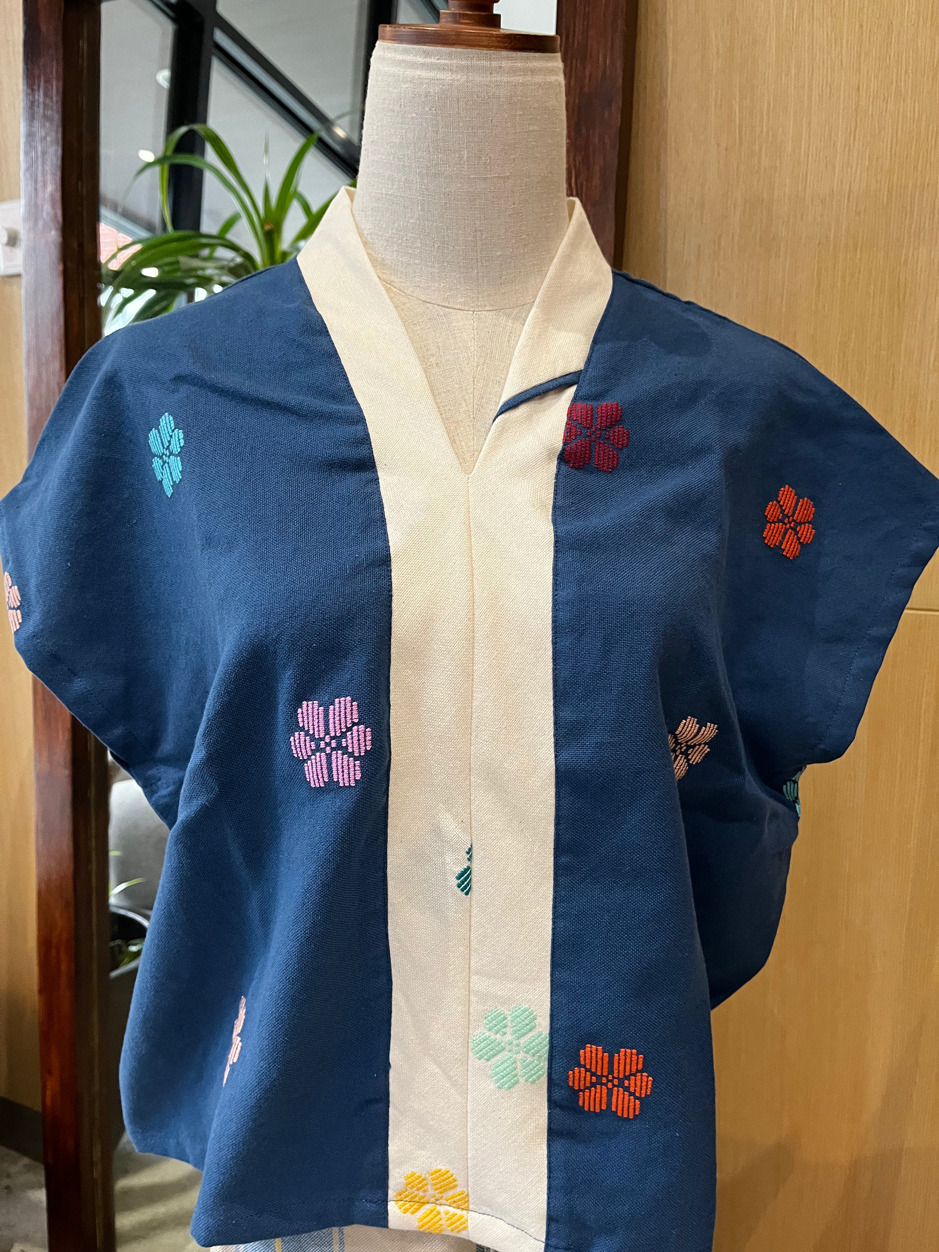 TINGADLAW: BLUE FLOWERS/ white