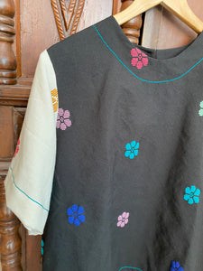 CLASSIC V2: BLACK FLOWERS W/ WHITE FLOWERS SLEEVES