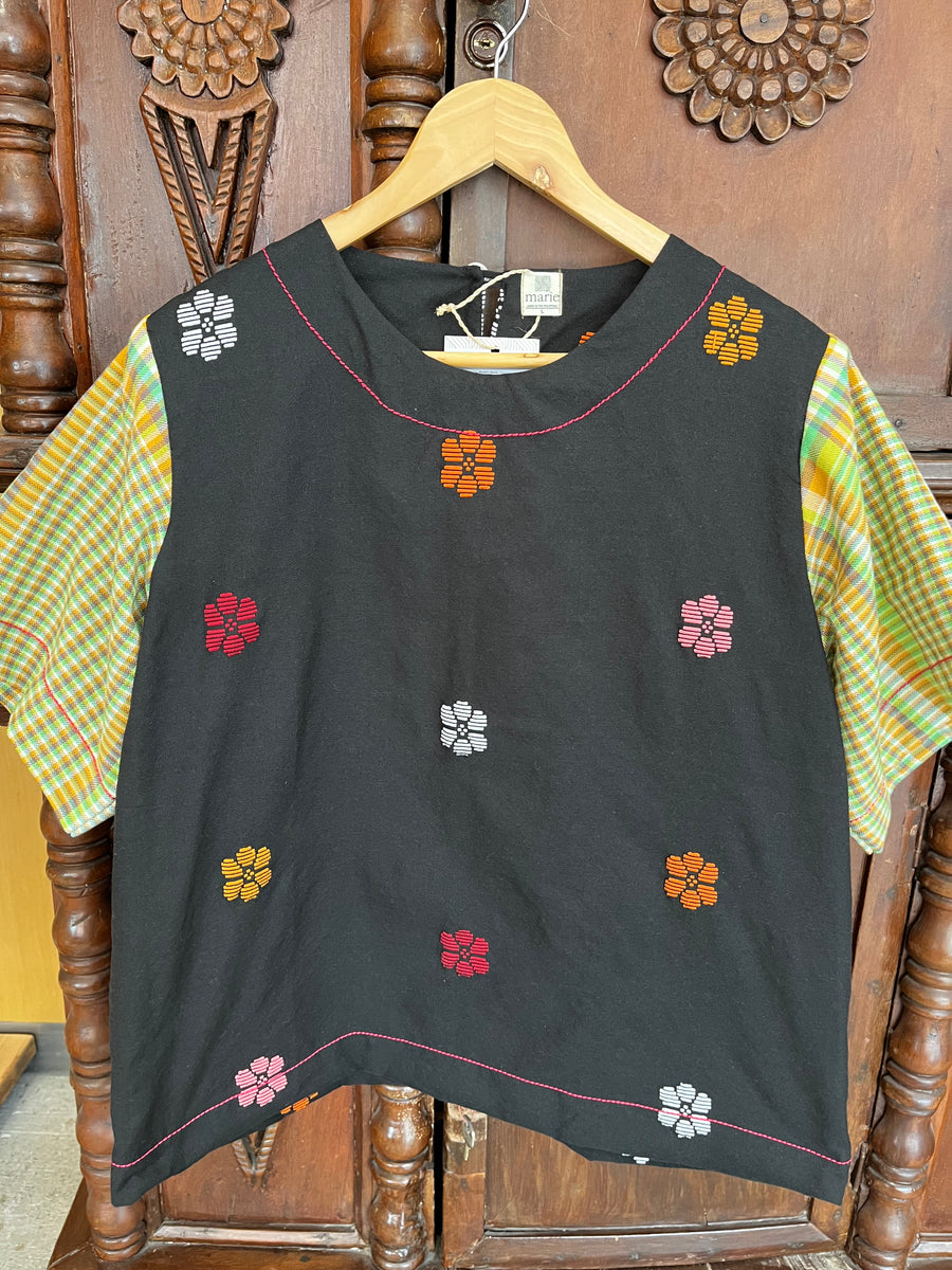CLASSIC V2: BLACK FLOWERS W/ ASSUNTA V2 – DESIGNS BY MARIE