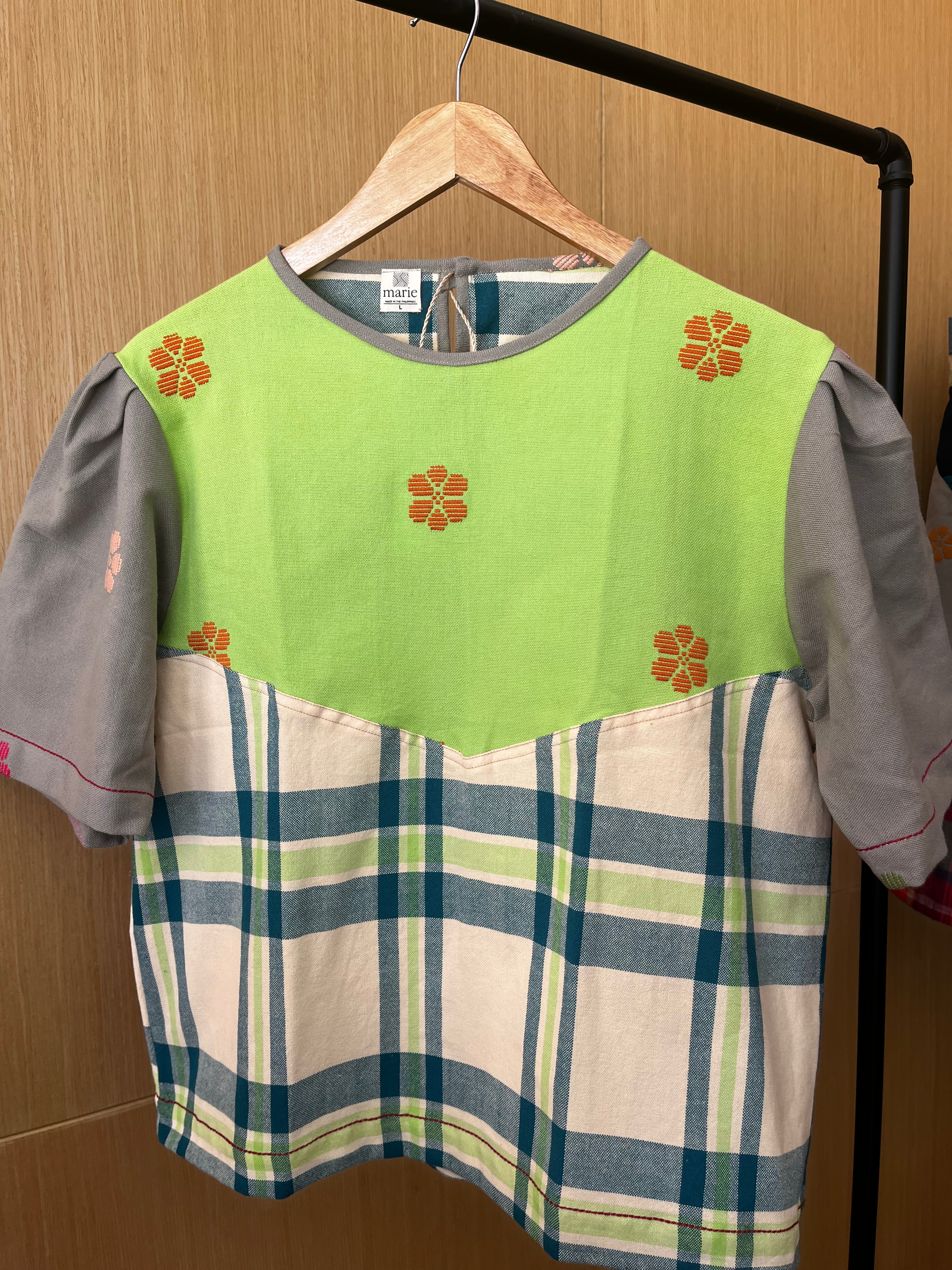 CLASSIC V1: MIX NEON GREEN FLOWERS & KYLAH WITH GRAY SLEEVES (KYLAH BACK)